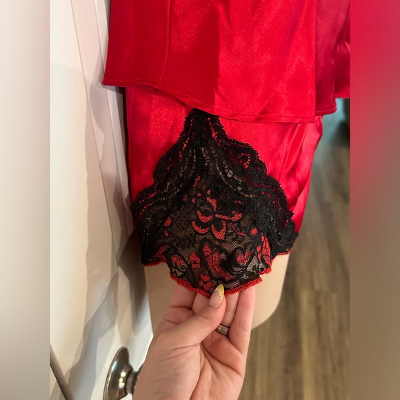 Sleep set - Picture 3 of 3